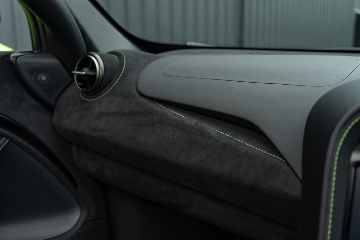 2022 McLaren 720S Spider Performance