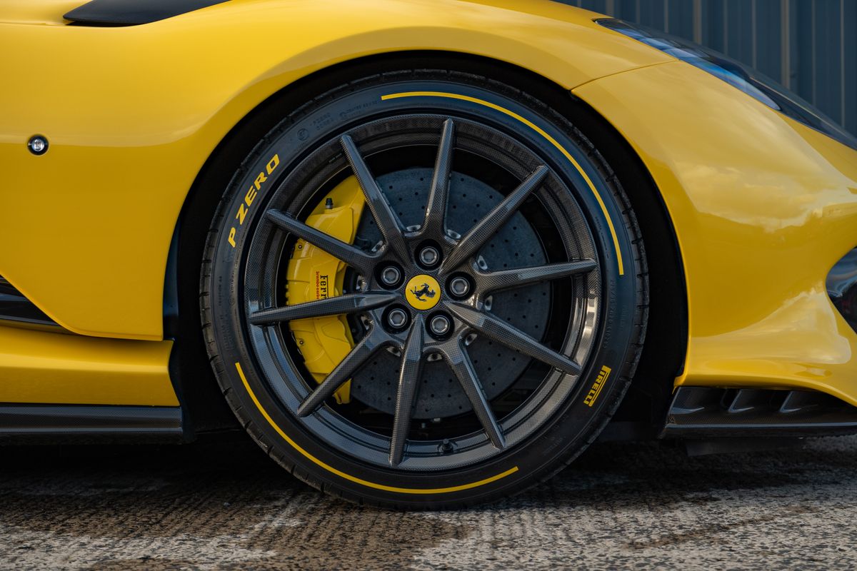 2023 Ferrari 812 Competizione Aperta