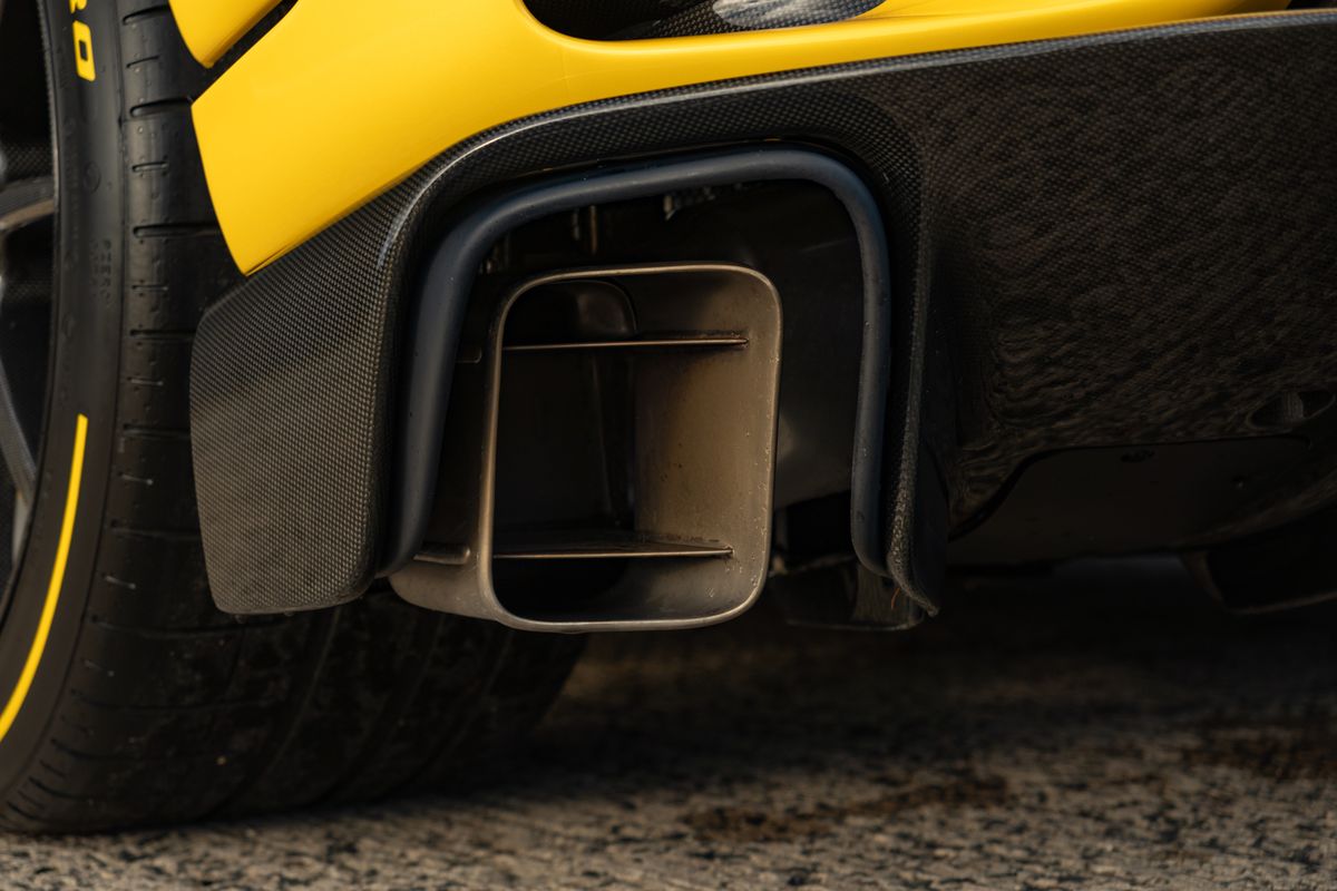 2023 Ferrari 812 Competizione Aperta