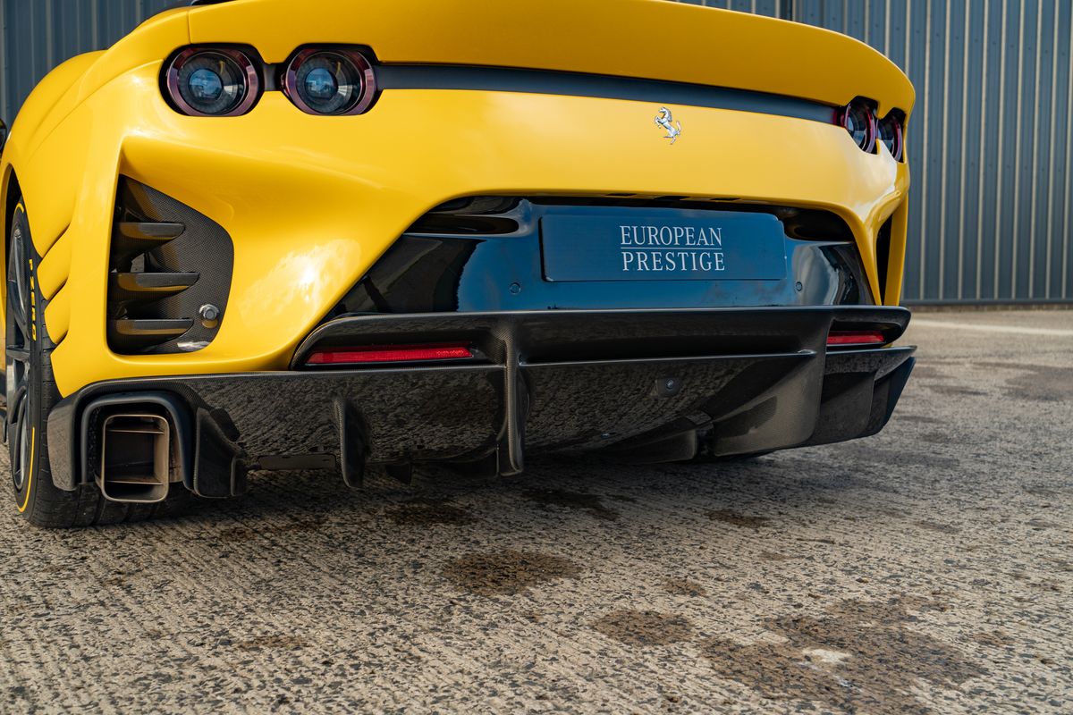 2023 Ferrari 812 Competizione Aperta