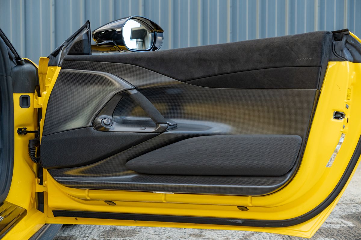 2023 Ferrari 812 Competizione Aperta