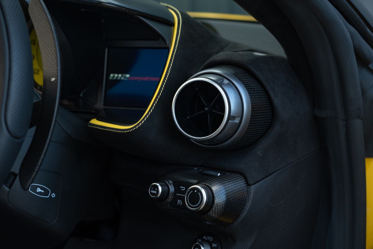 2023 Ferrari 812 Competizione Aperta