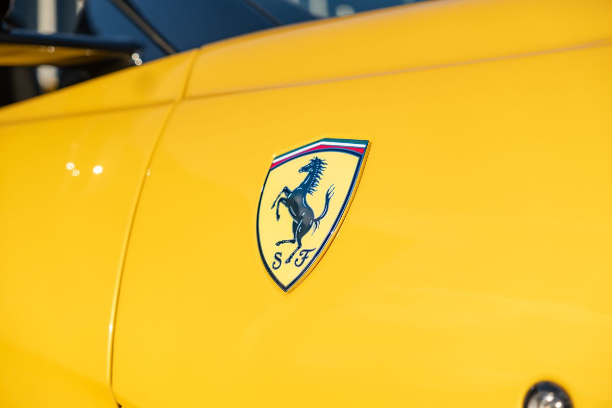2023 Ferrari 812 Competizione Aperta