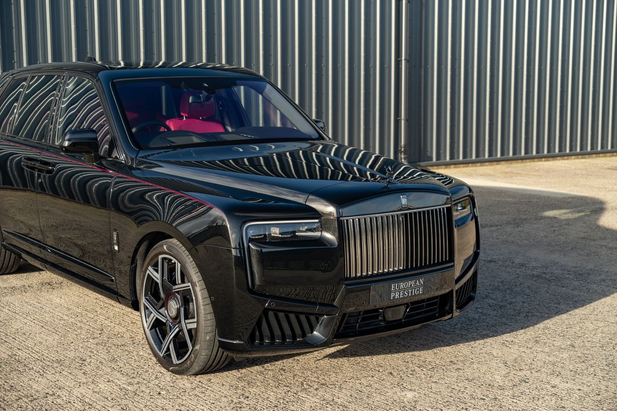 2025 Rolls Royce Cullinan Series II Black Badge