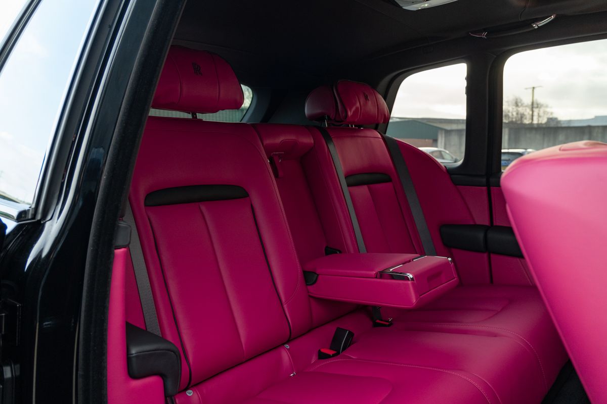 2025 Rolls Royce Cullinan Series II Black Badge