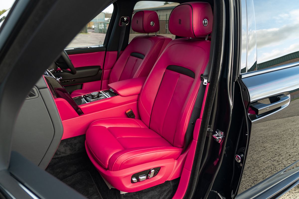 2025 Rolls Royce Cullinan Series II Black Badge