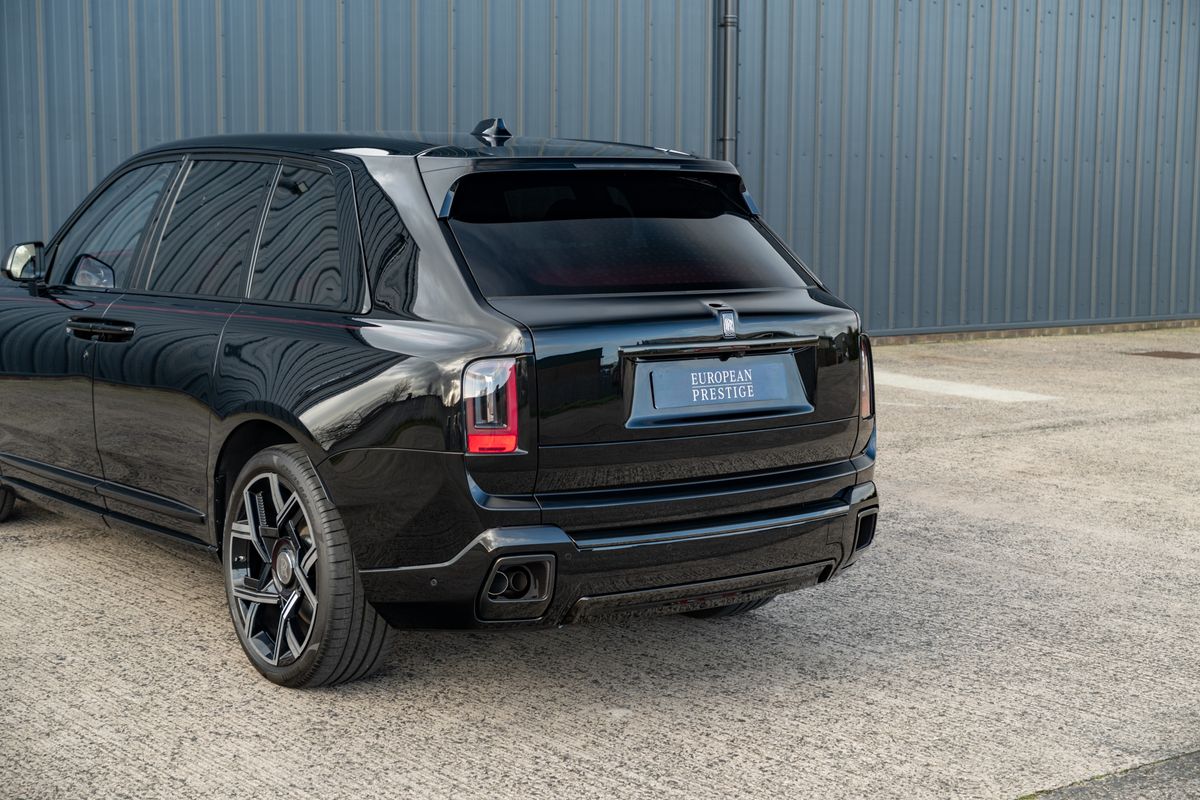 2025 Rolls Royce Cullinan Series II Black Badge