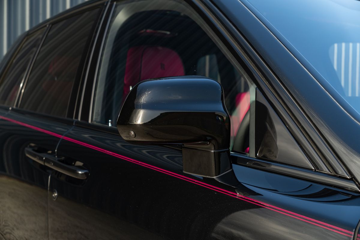 2025 Rolls Royce Cullinan Series II Black Badge