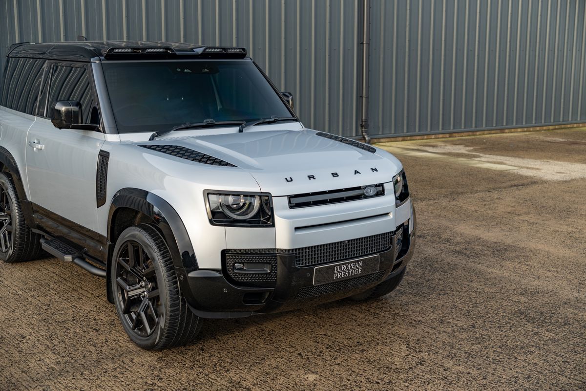 2024 Land Rover Defender 90 HSE D250 Urban Widetrack