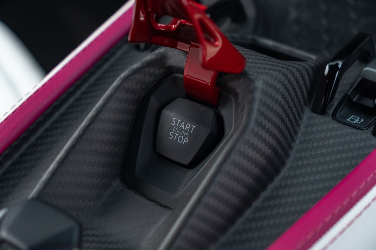 2024 Lamborghini Revuelto