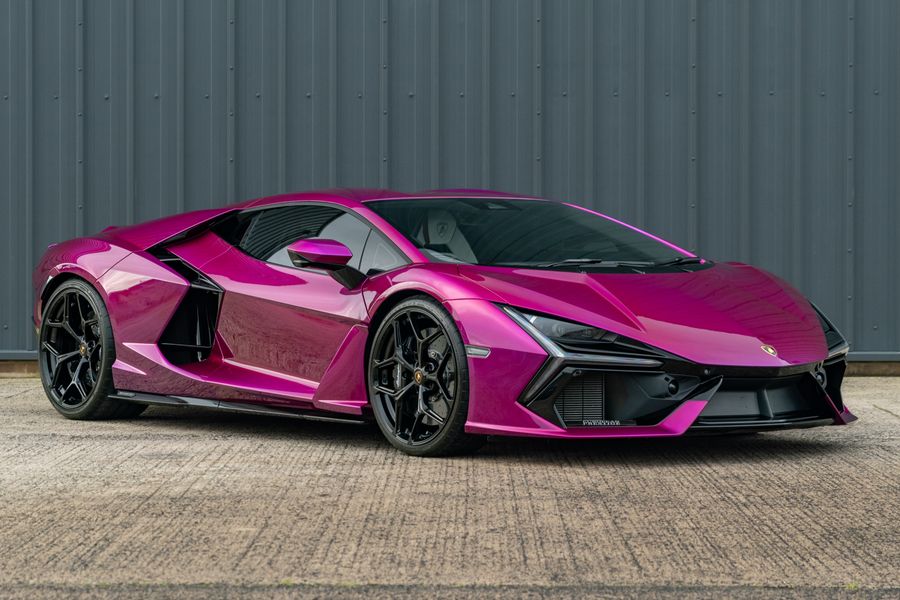 2024 Lamborghini Revuelto