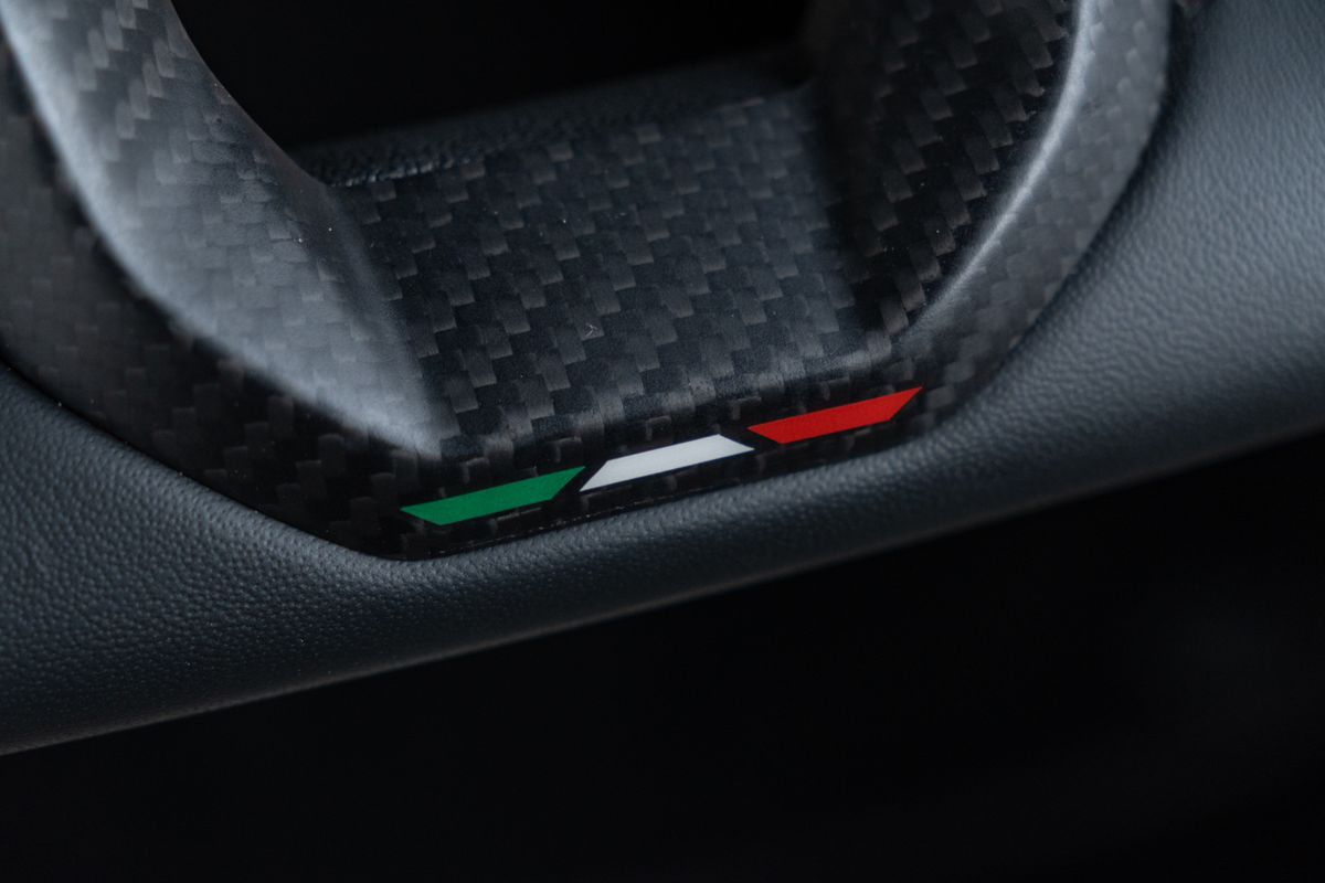 2024 Lamborghini Revuelto