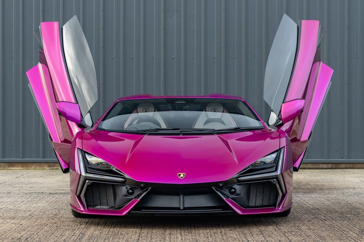 2024 Lamborghini Revuelto
