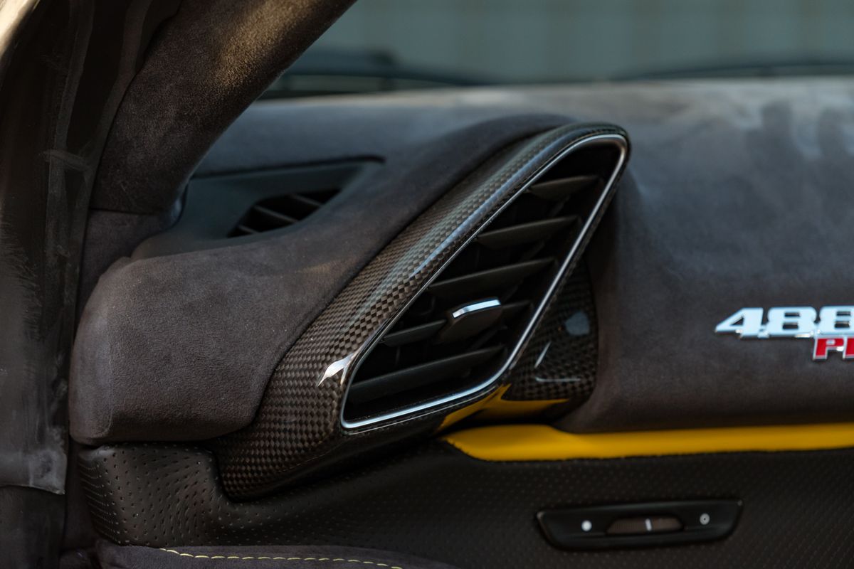 2020 Ferrari 488 Pista