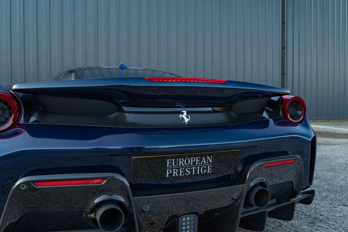 2020 Ferrari 488 Pista