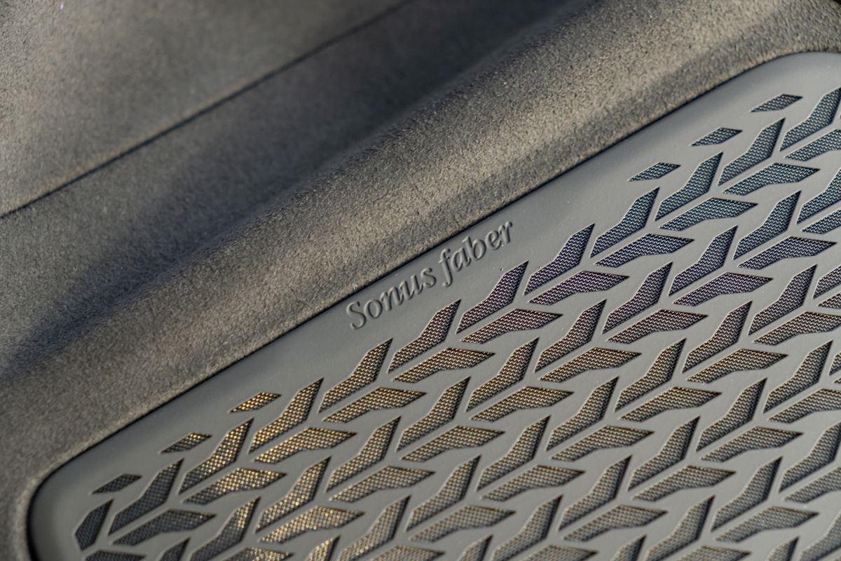 2025 Lamborghini Revuelto