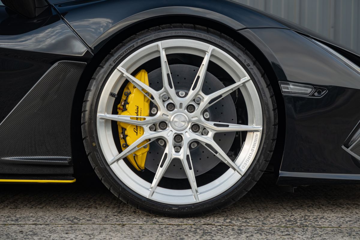 2025 Lamborghini Revuelto