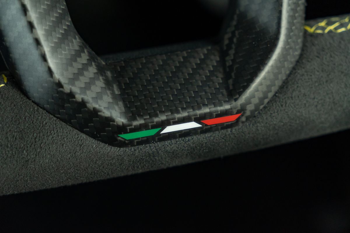 2025 Lamborghini Revuelto