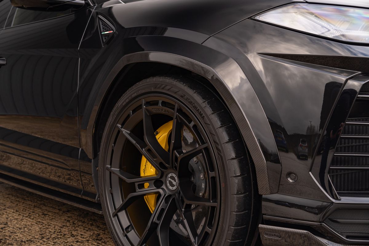 2022 Lamborghini Urus Urban