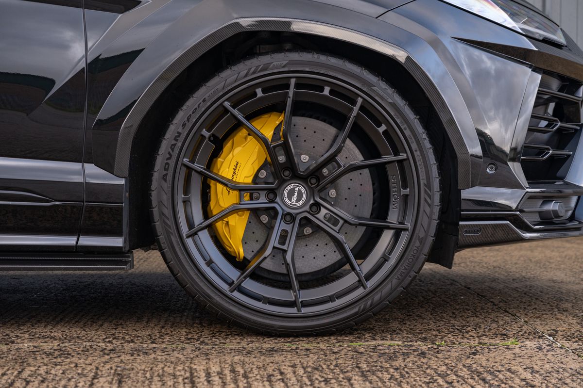 2022 Lamborghini Urus Urban