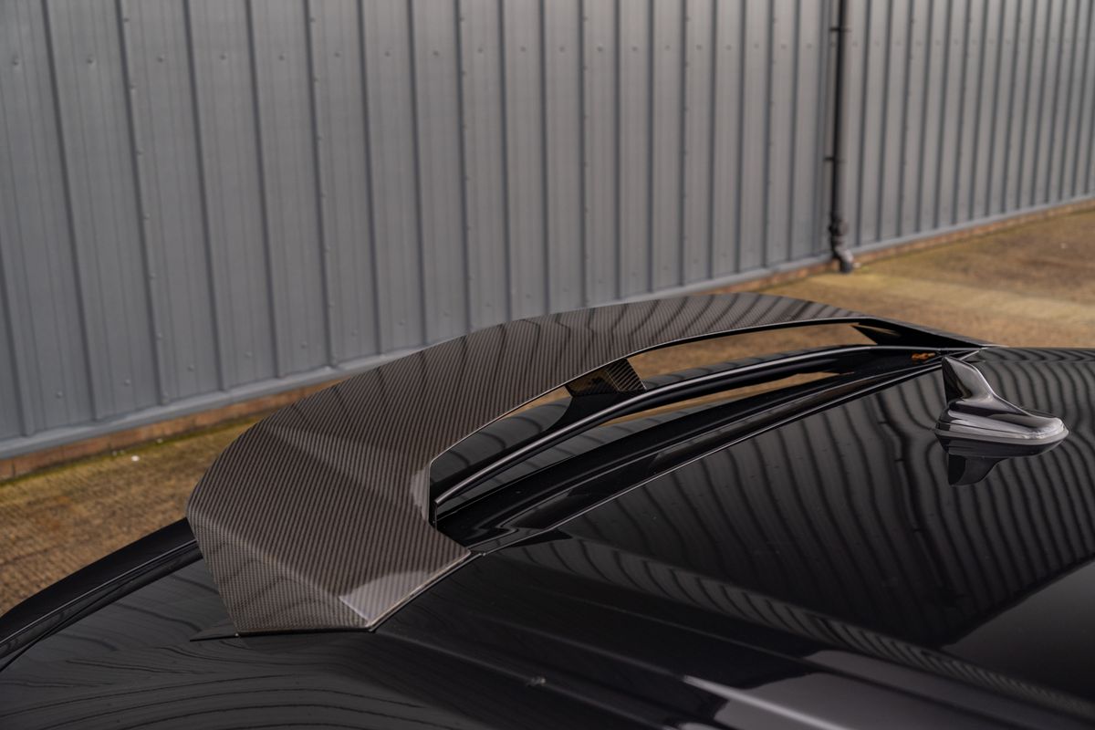 2022 Lamborghini Urus Urban