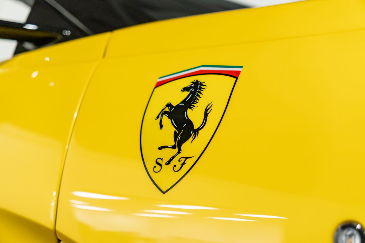 2023 Ferrari 812 Competizione Aperta