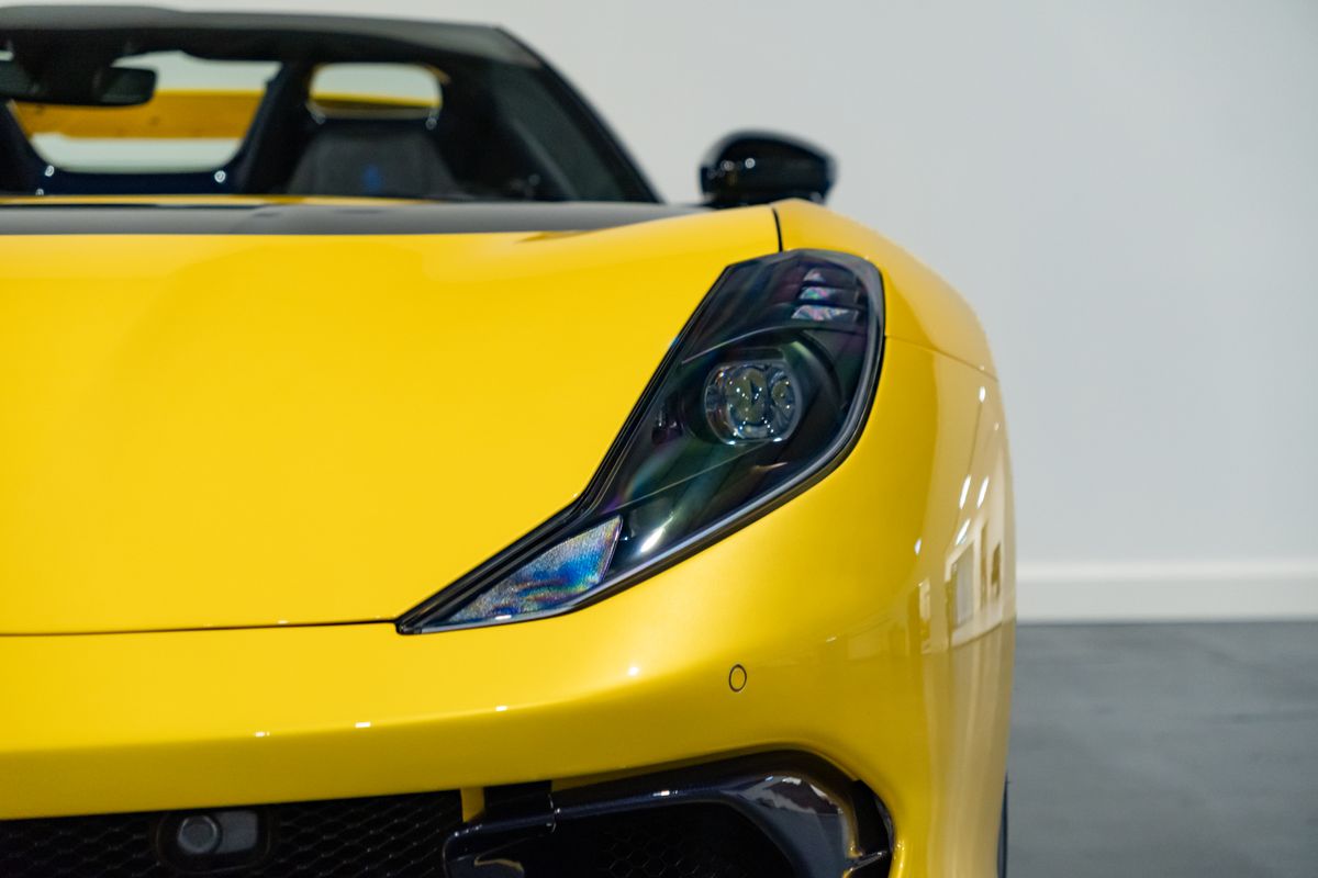 2023 Ferrari 812 Competizione Aperta