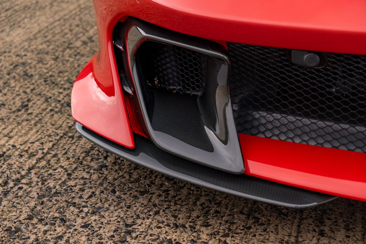 2023 Ferrari 812 Competizione