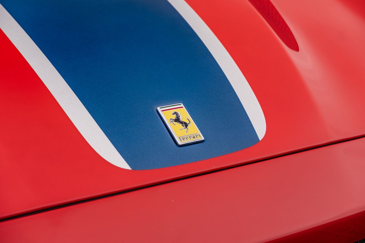 2023 Ferrari 812 Competizione