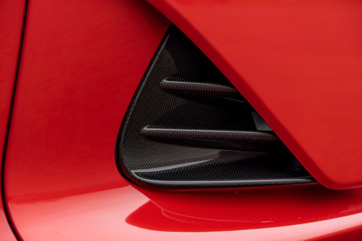 2023 Ferrari 812 Competizione