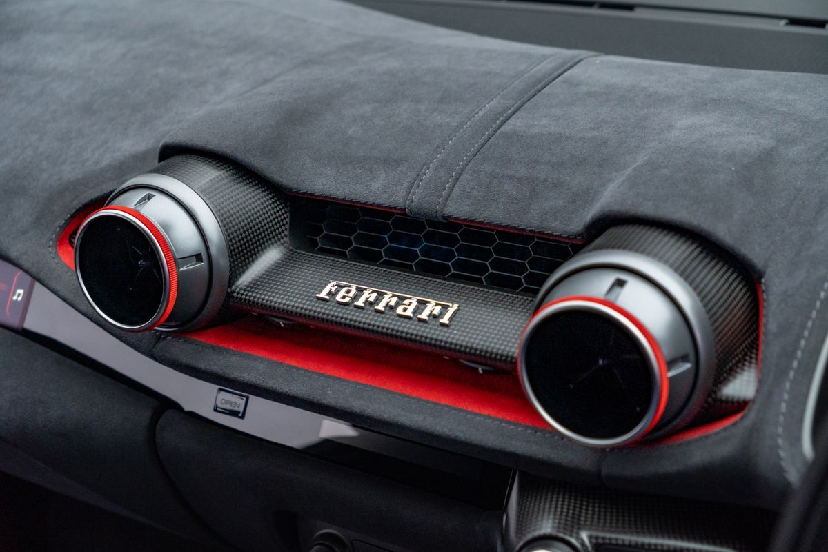 2023 Ferrari 812 Competizione