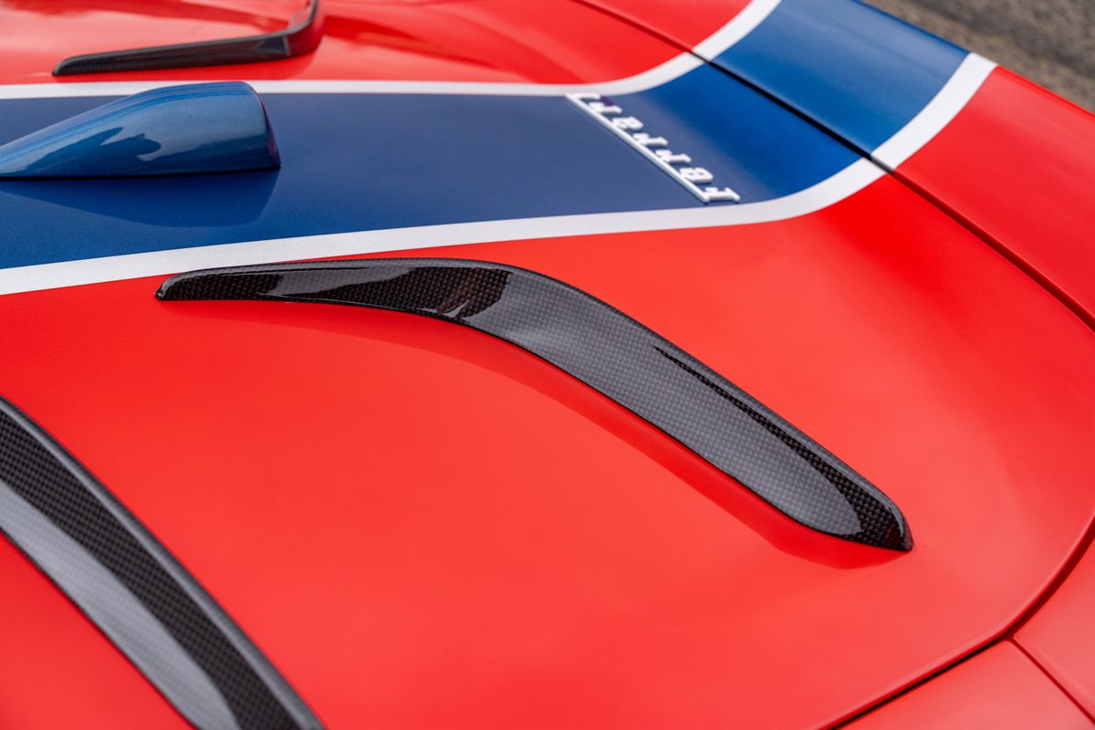 2023 Ferrari 812 Competizione