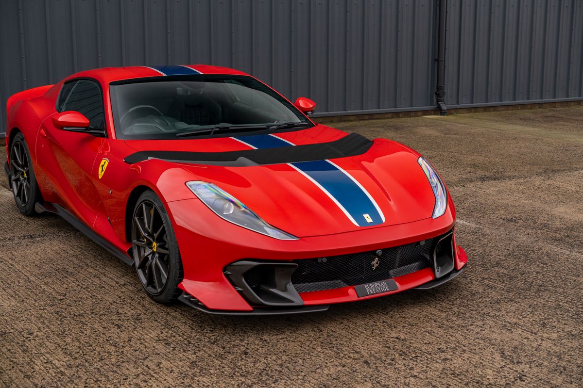 2023 Ferrari 812 Competizione
