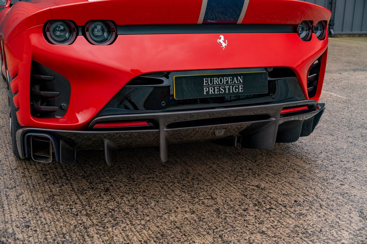 2023 Ferrari 812 Competizione