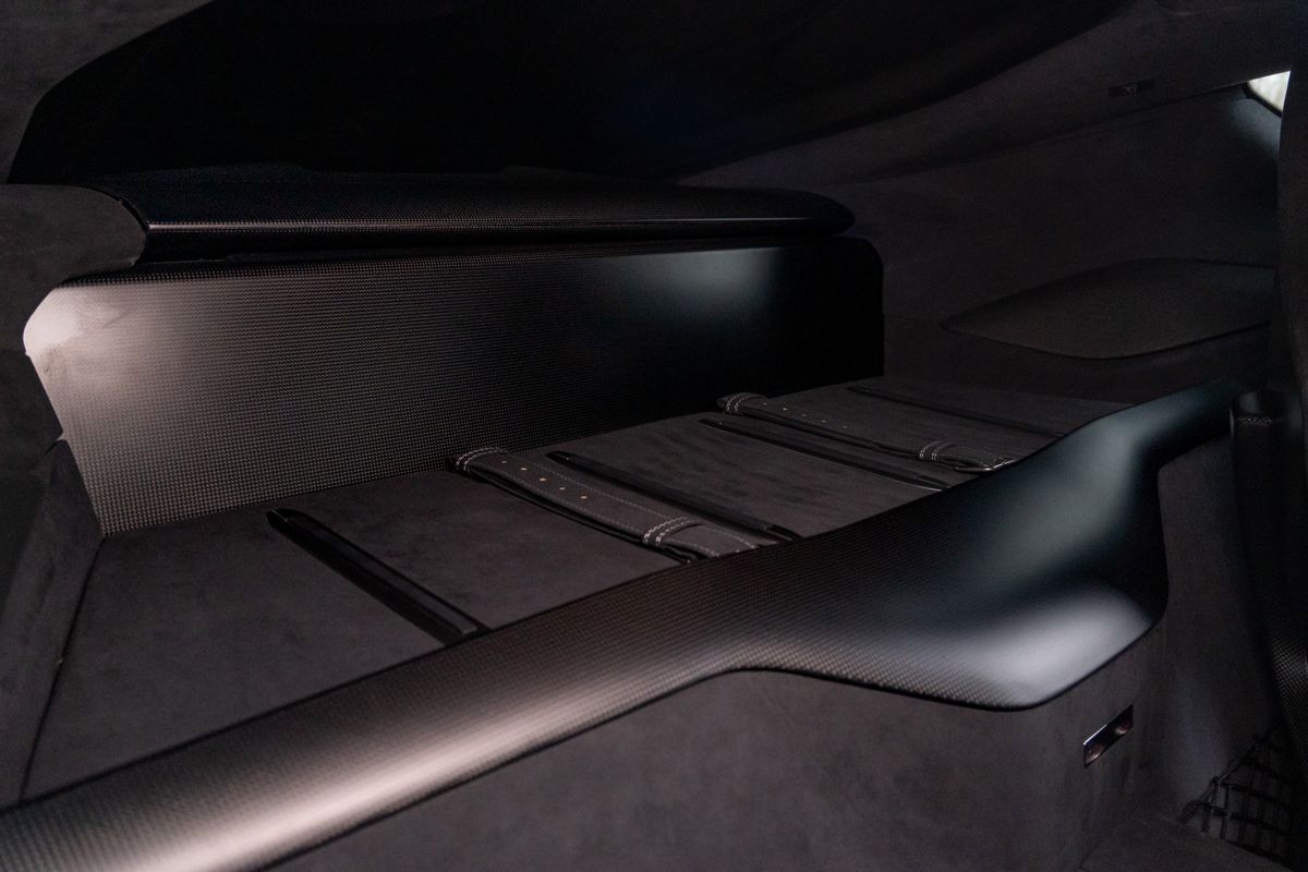 2023 Ferrari 812 Competizione