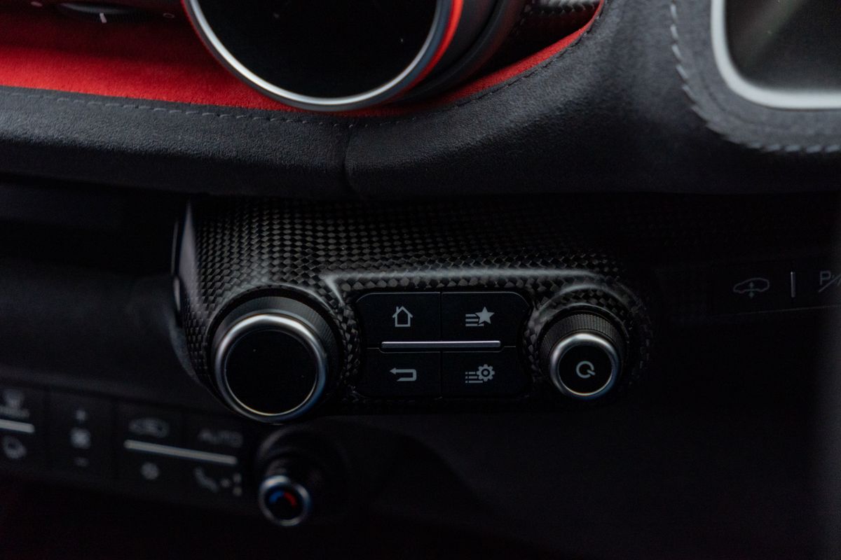 2023 Ferrari 812 Competizione