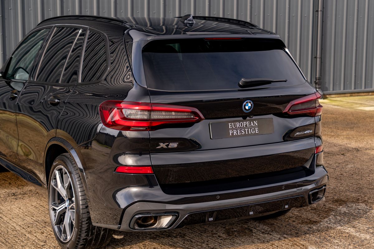 2022 BMW X5 45e
