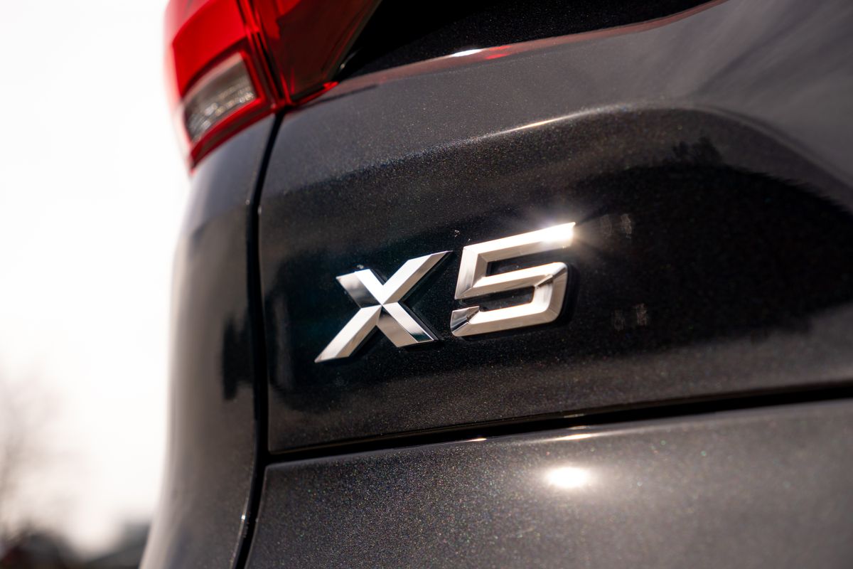 2022 BMW X5 45e