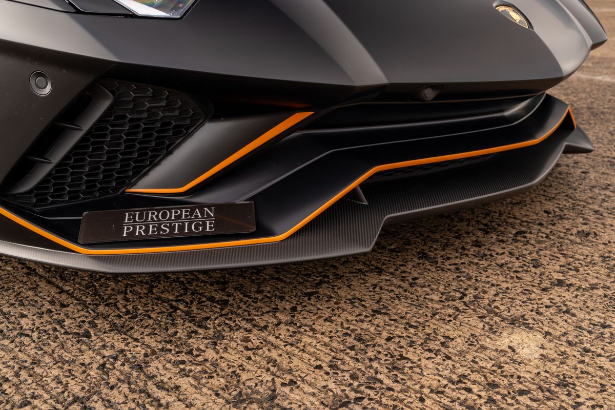 2022 Lamborghini Aventador Ultimae