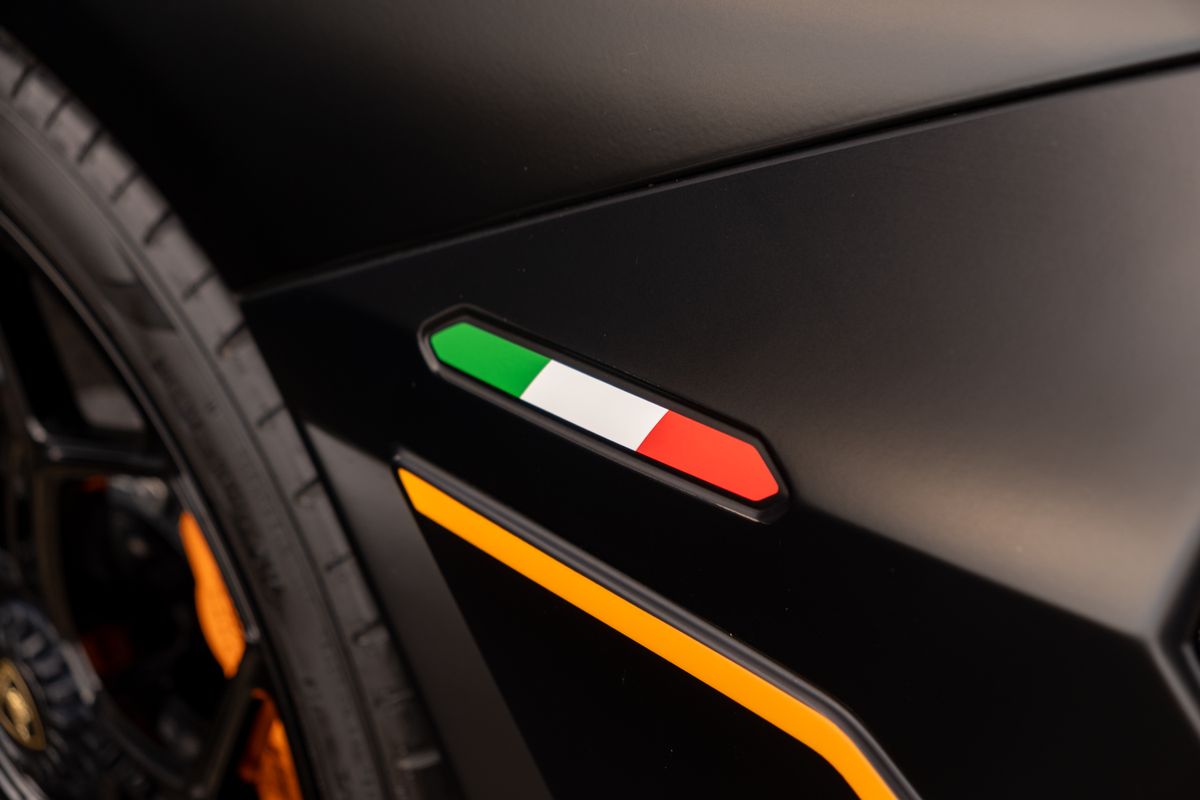 2022 Lamborghini Aventador Ultimae