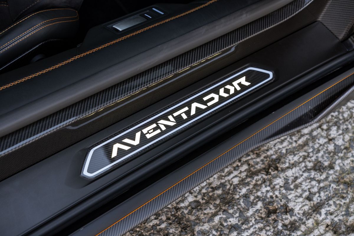 2022 Lamborghini Aventador Ultimae