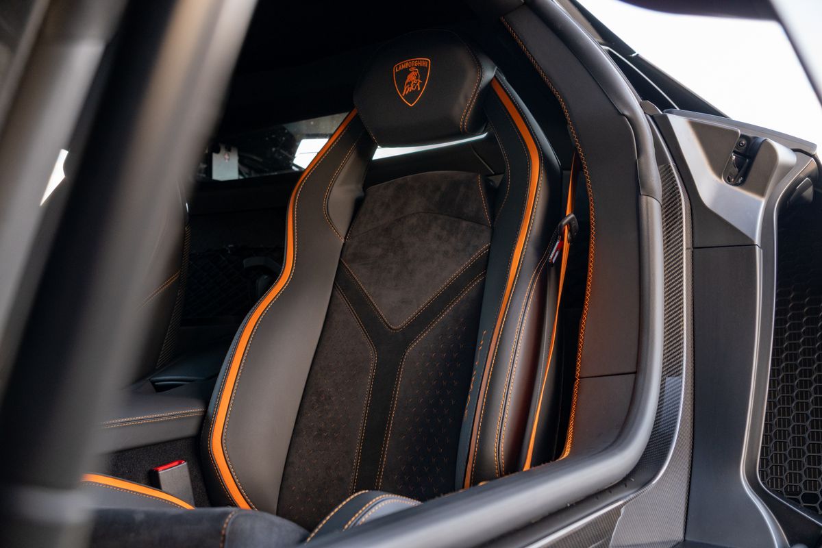 2022 Lamborghini Aventador Ultimae
