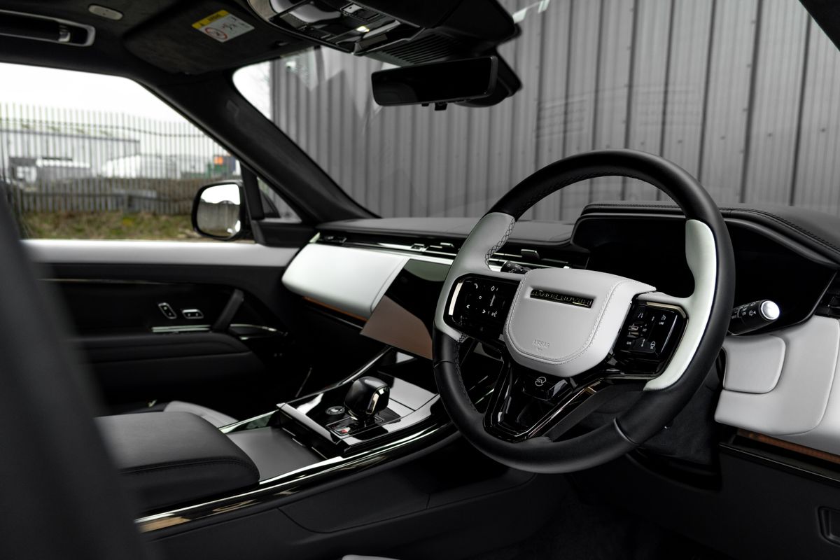 2024 Land Rover Range Rover Sport SV Edition One Urban