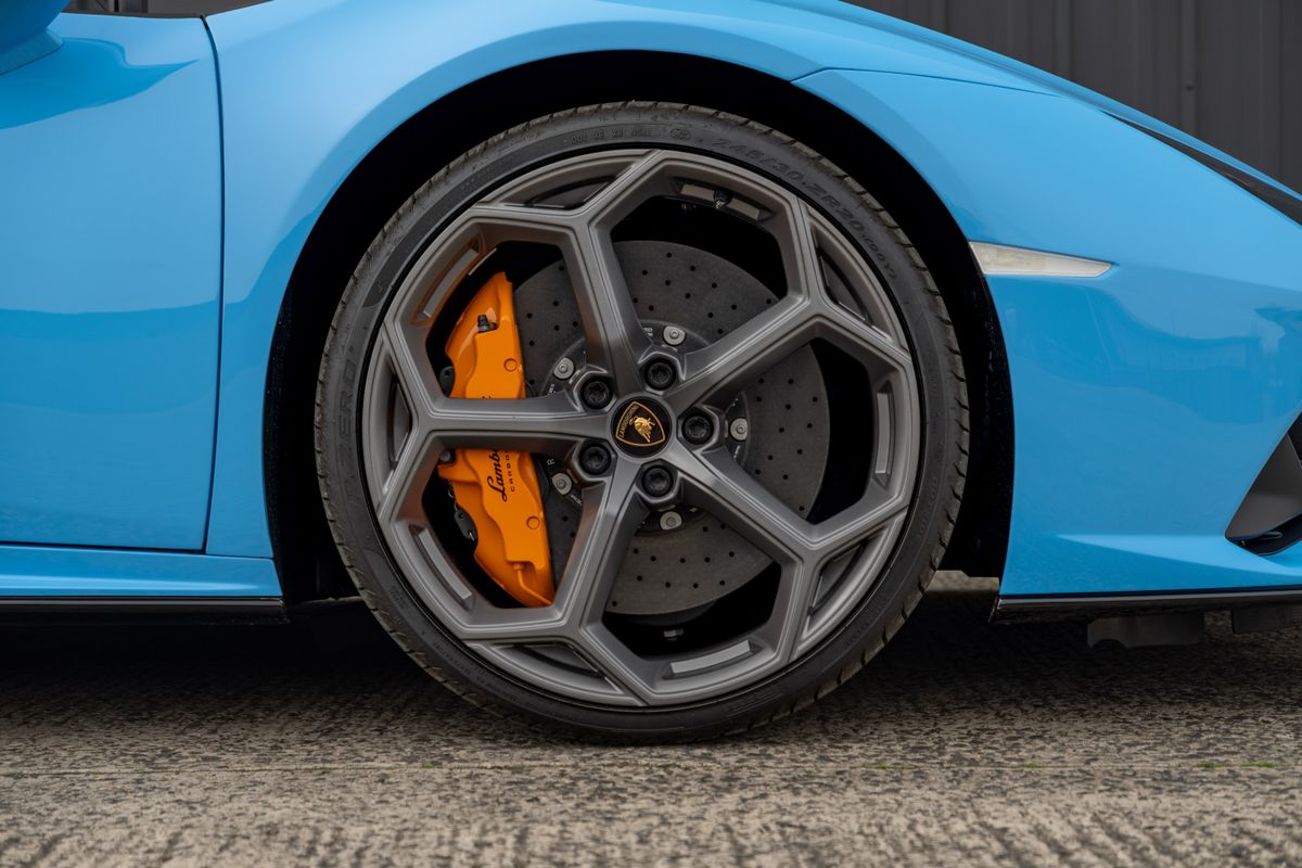 2023 Lamborghini Huracan Evo Spyder