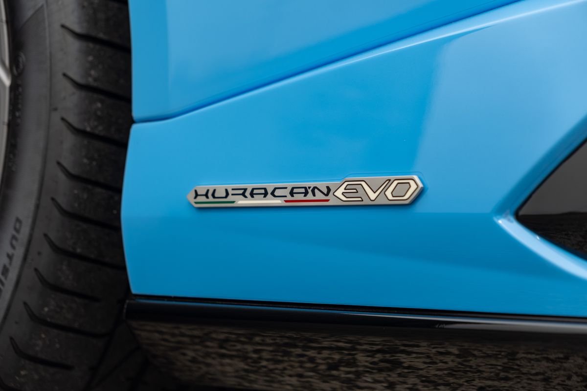 2023 Lamborghini Huracan Evo Spyder
