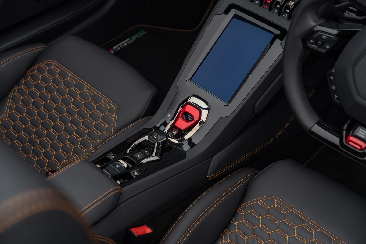 2023 Lamborghini Huracan Evo Spyder