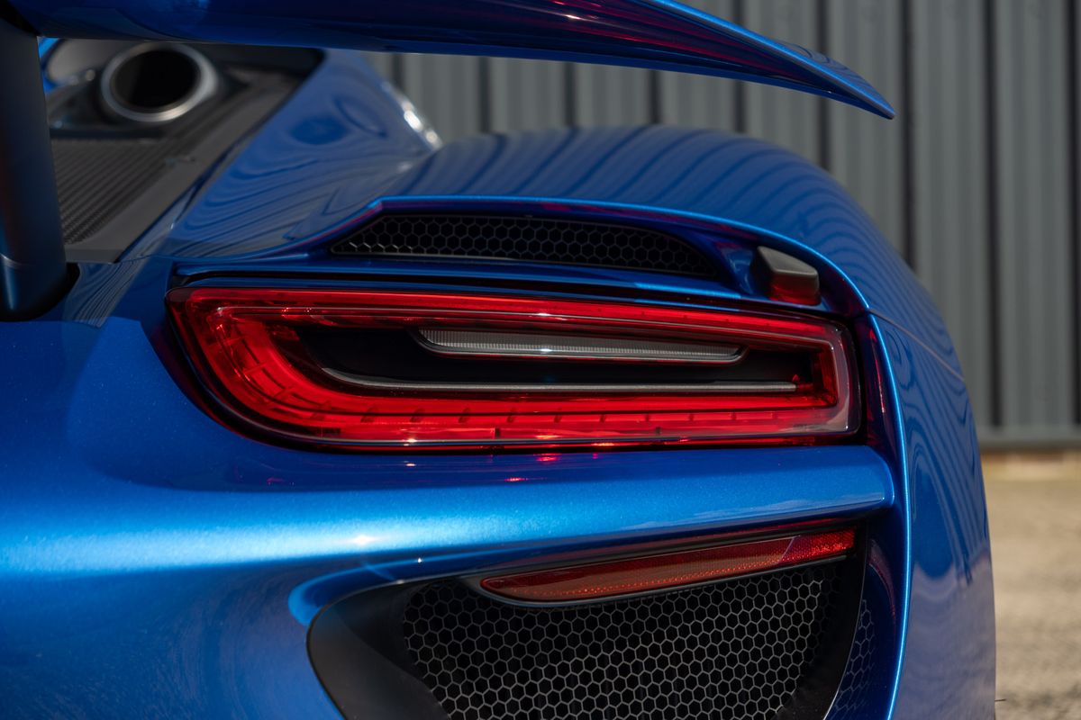 2015 Porsche 918 Spyder