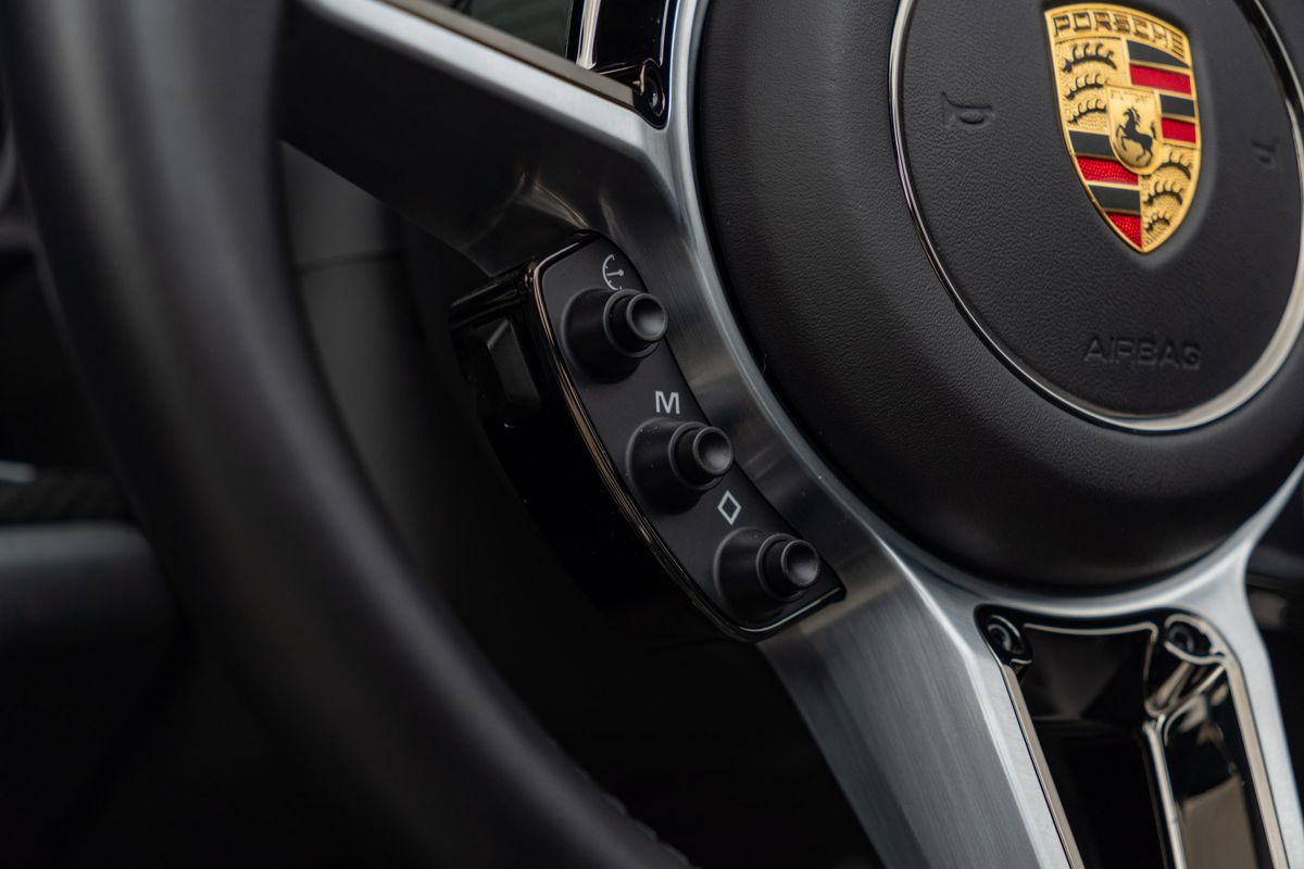 2015 Porsche 918 Spyder