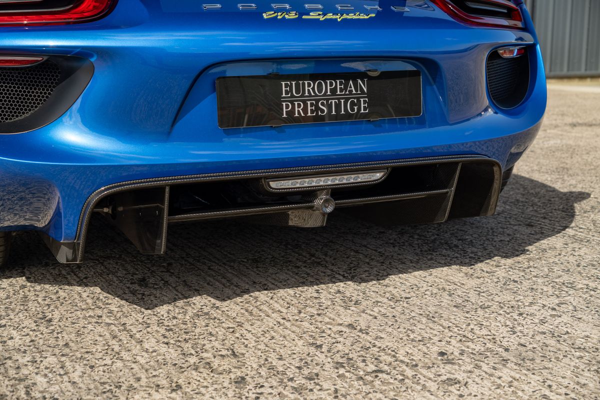 2015 Porsche 918 Spyder