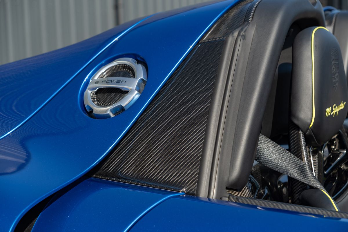 2015 Porsche 918 Spyder